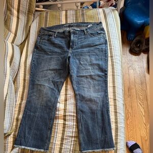 Old Navy Women's Cropped Frayed Hem Jeans - Dark Blue